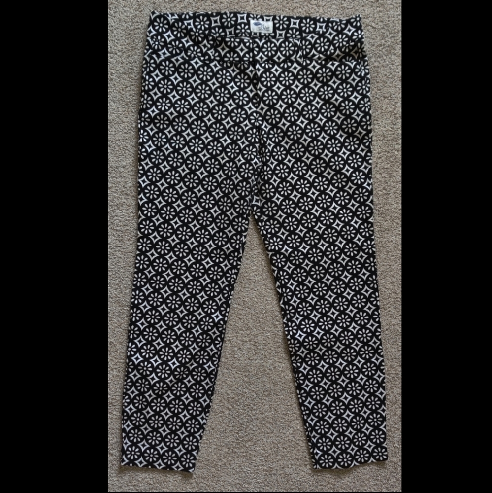 Black and white jeans from Old Navy!